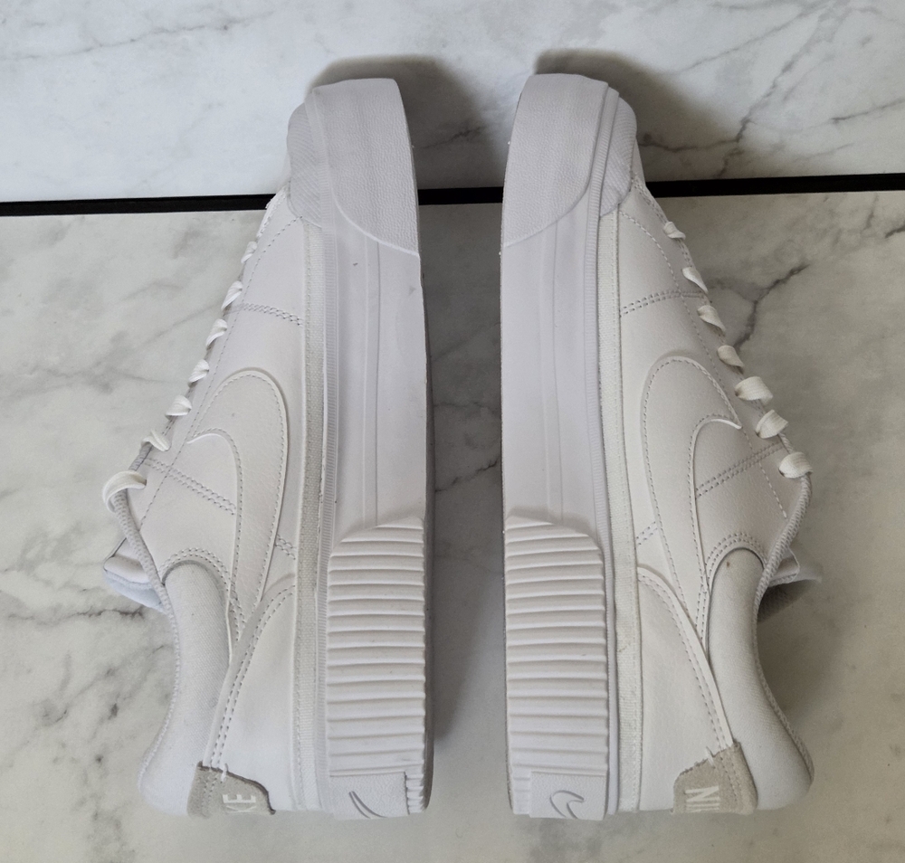 Nike Court Legacy Lift Triple White Womens Sneakers Shoes Size 10 - Picture 6 of 8